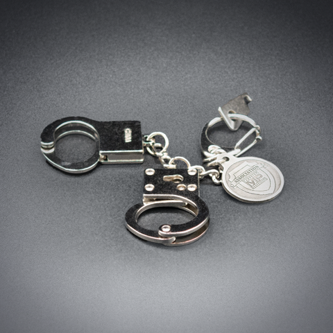 Porte-clés - Menottes et clés miniatures, et écusson de l’APMC et de la branche MP